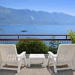 Lido Lakefront 3*