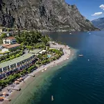 Szálloda Lido Lakefront Limone sul Garda