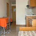 Lido Lakefront 3* 리몬네술가르다