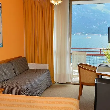 Lido Hotel 3*