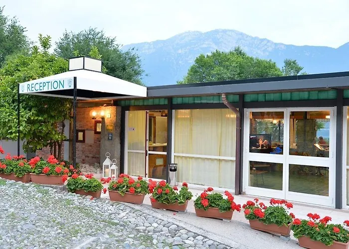 Lido Lakefront 3* Limone sul Garda